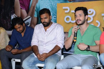 Pelli Chupulu Movie Abhinandhana Sabha